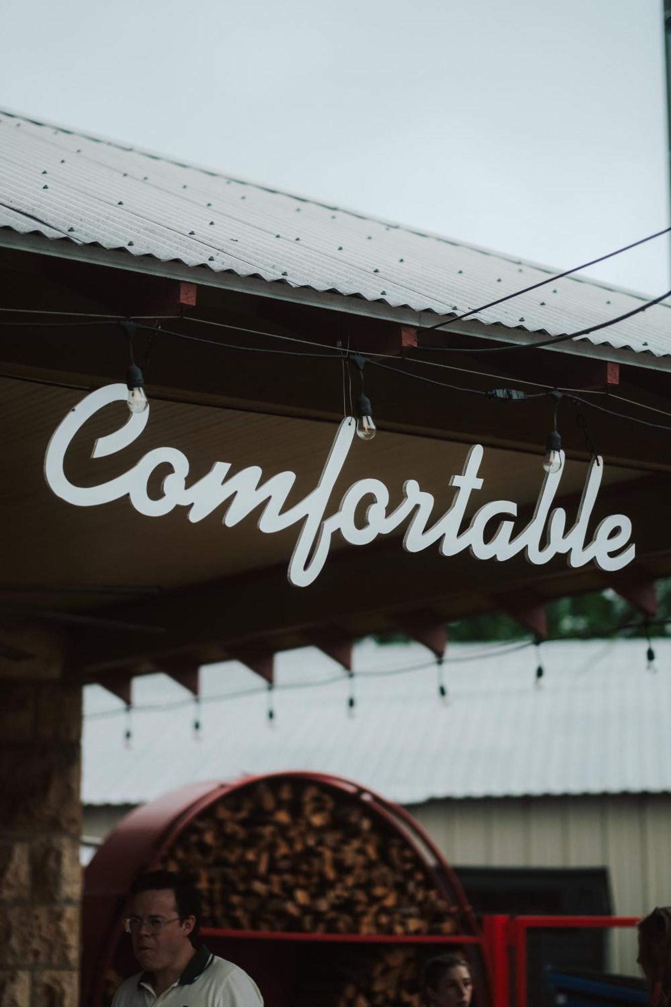 Camp Comfort Ngoại thất bức ảnh